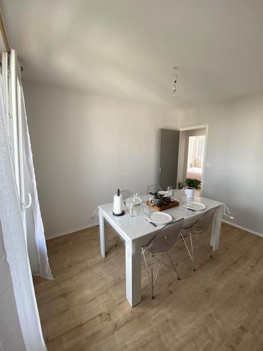 Appartement Calme Et Chaleureux Dole Ngoại thất bức ảnh